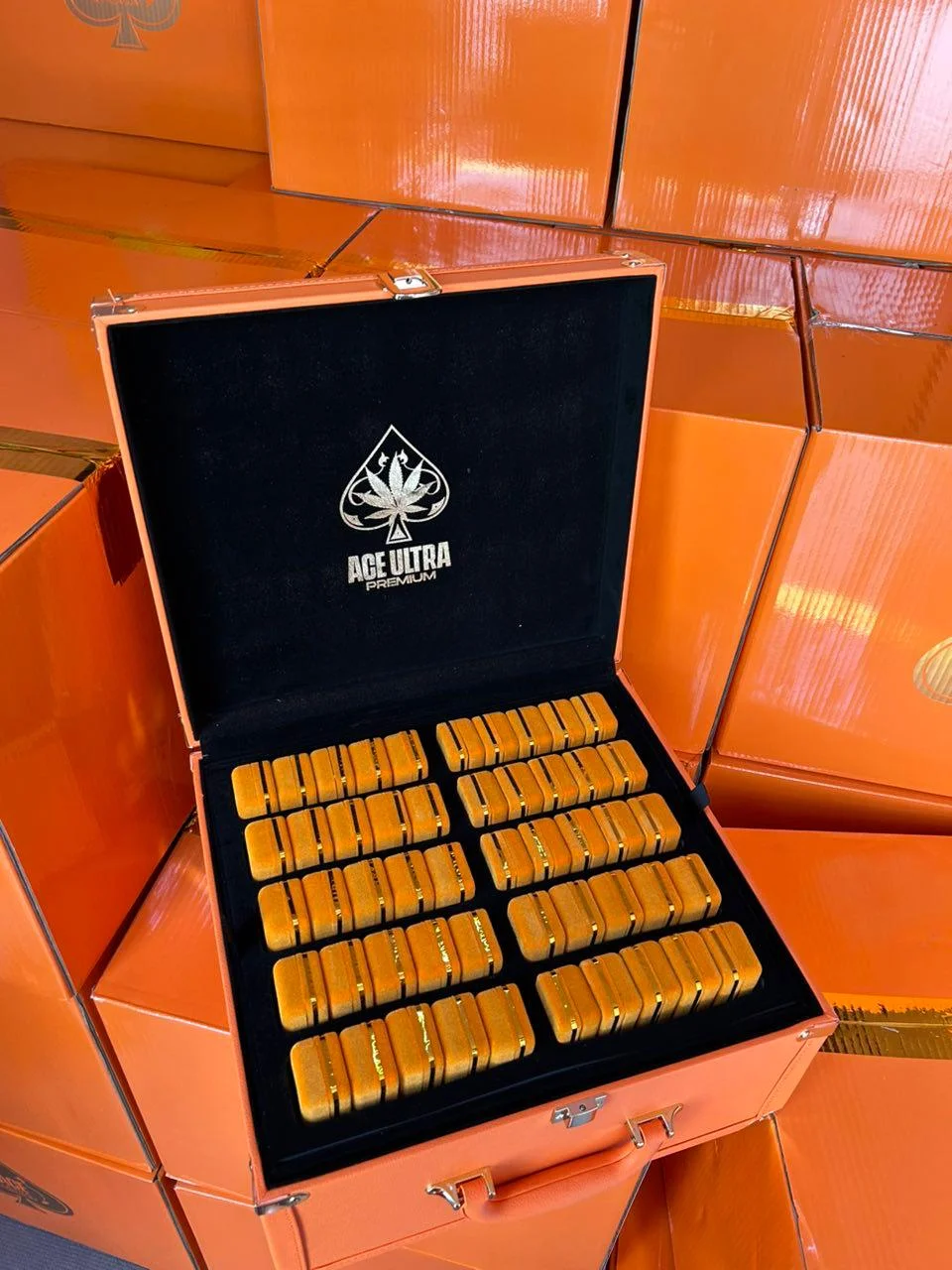 Ace Ultra Premium Disposable Orange Edition